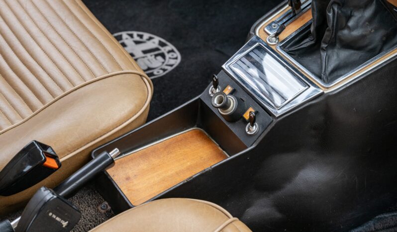 								1974 Alfa Romeo GTV 2000 full									