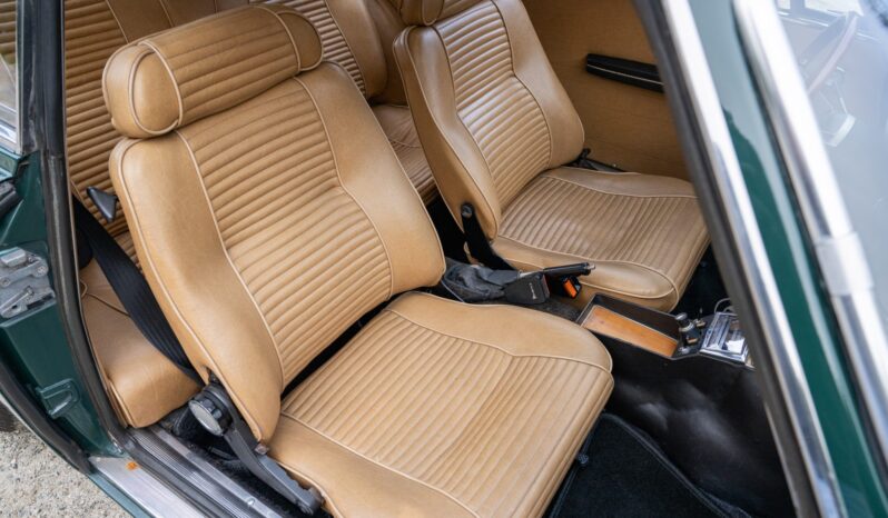 								1974 Alfa Romeo GTV 2000 full									