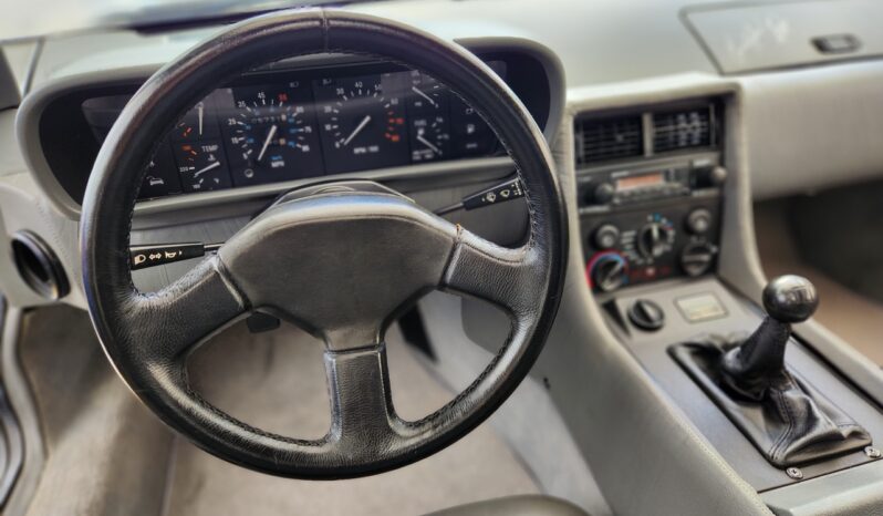 								1981 DeLorean DMC-12 5-Speed full									