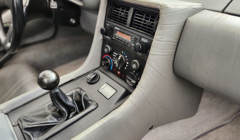 								1981 DeLorean DMC-12 5-Speed full									