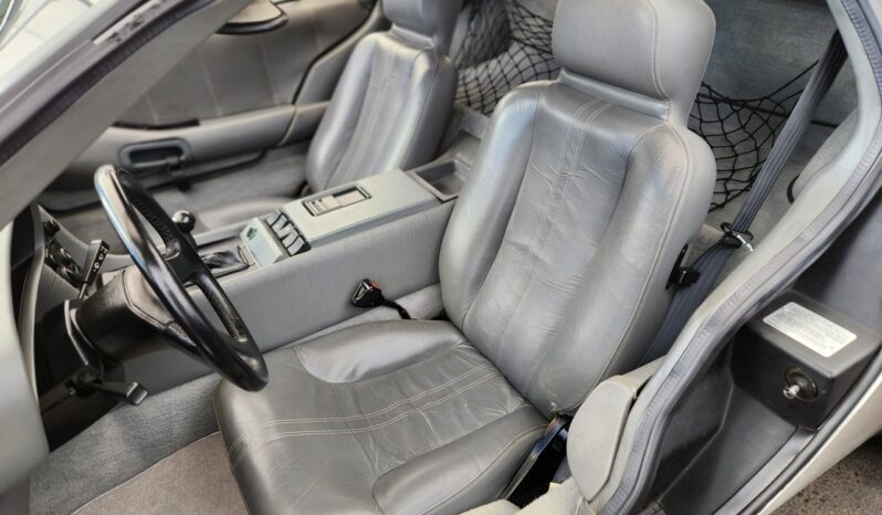 								1981 DeLorean DMC-12 5-Speed full									