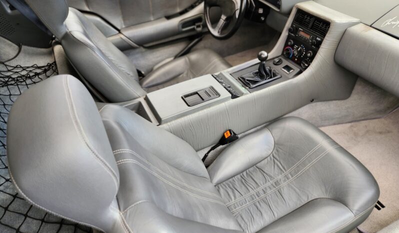 								1981 DeLorean DMC-12 5-Speed full									