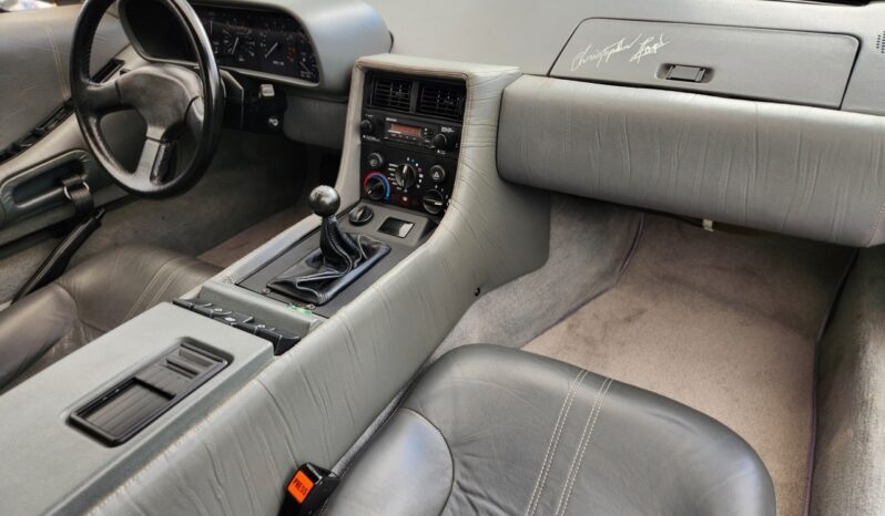 								1981 DeLorean DMC-12 5-Speed full									