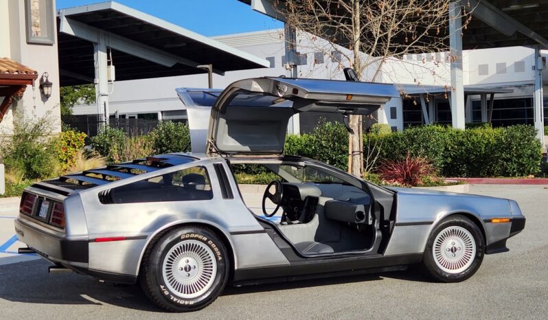 								1981 DeLorean DMC-12 5-Speed full									