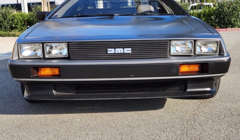 								1981 DeLorean DMC-12 5-Speed full									