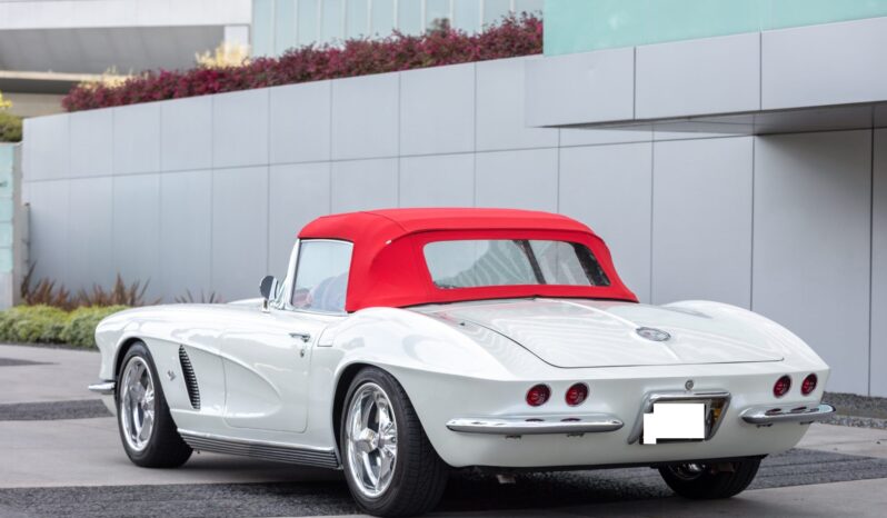 								1962 Chevrolet Corvette 4-Speed full									