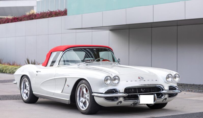 								1962 Chevrolet Corvette 4-Speed full									