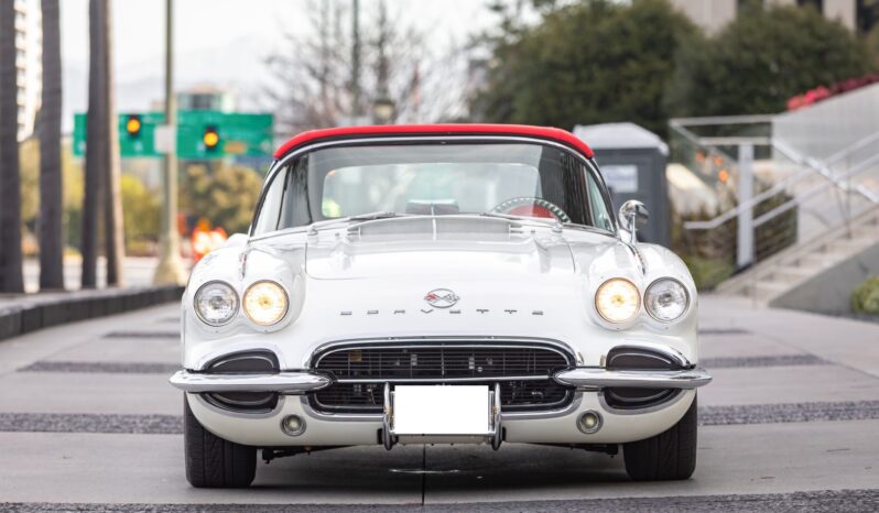 								1962 Chevrolet Corvette 4-Speed full									