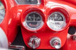 										1962 Chevrolet Corvette 4-Speed full									