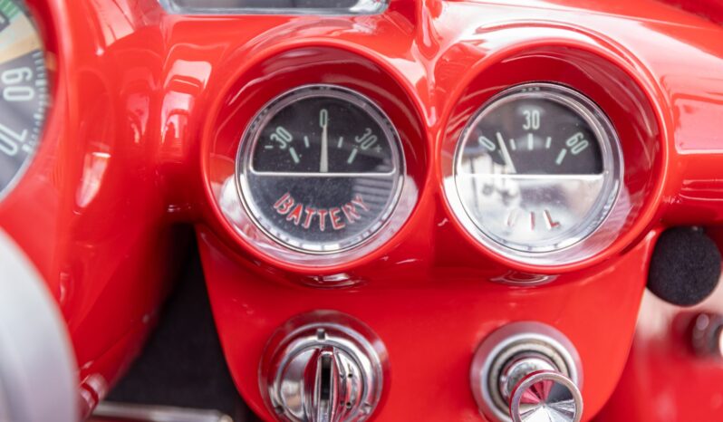 								1962 Chevrolet Corvette 4-Speed full									