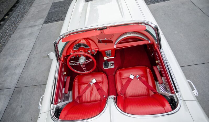 								1962 Chevrolet Corvette 4-Speed full									