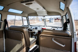 										1966 Volkswagen Type 2 21-Window Deluxe full									