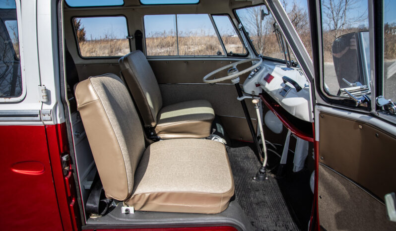 								1966 Volkswagen Type 2 21-Window Deluxe full									