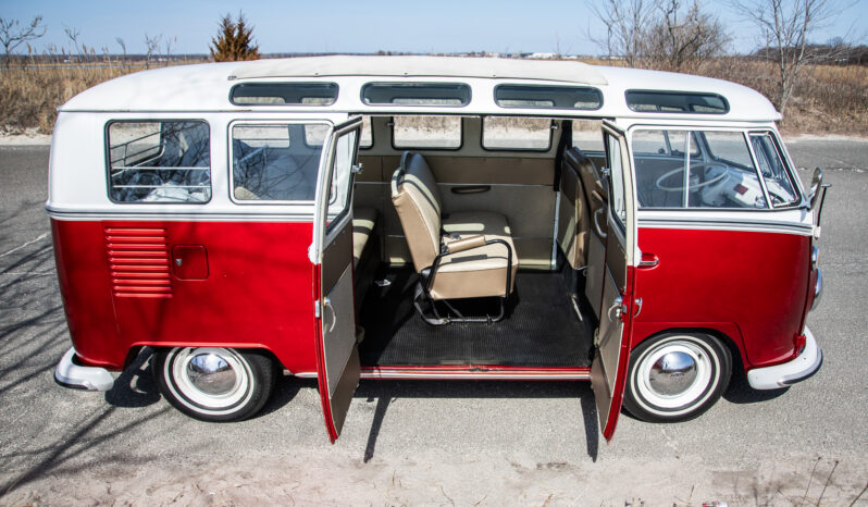 								1966 Volkswagen Type 2 21-Window Deluxe full									