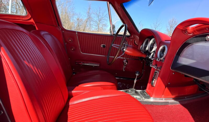 								1963 Chevrolet Corvette Split-Window Coupe 4-Speed full									