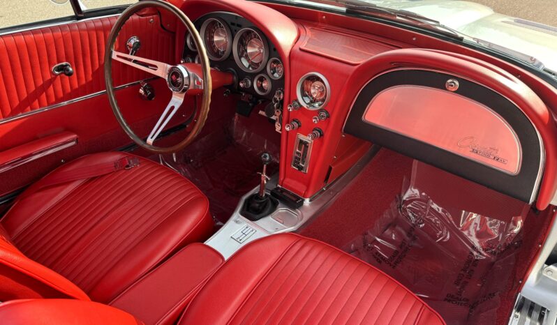 								1963 Chevrolet Corvette Split-Window Coupe 4-Speed full									