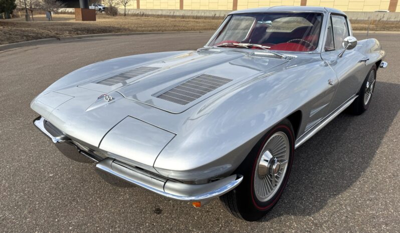 								1963 Chevrolet Corvette Split-Window Coupe 4-Speed full									