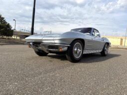 										1963 Chevrolet Corvette Split-Window Coupe 4-Speed full									