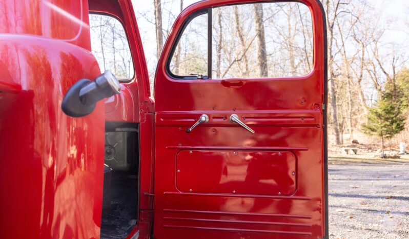 								1948 Ford F-1 Pickup 4-Speed full									
