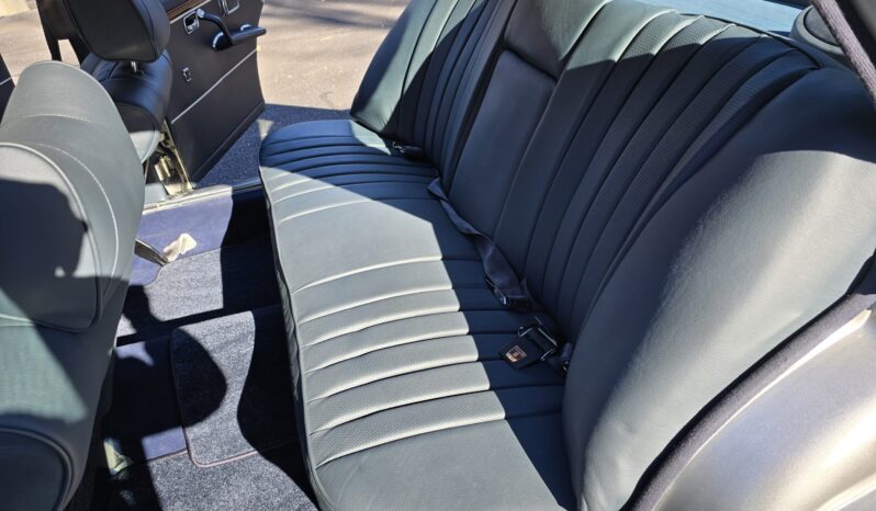 								1970 Mercedes-Benz 300SEL 6.3 full									