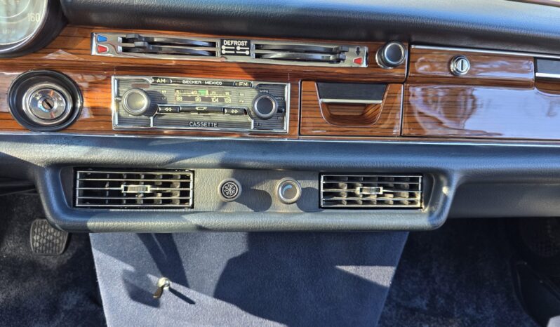 								1970 Mercedes-Benz 300SEL 6.3 full									