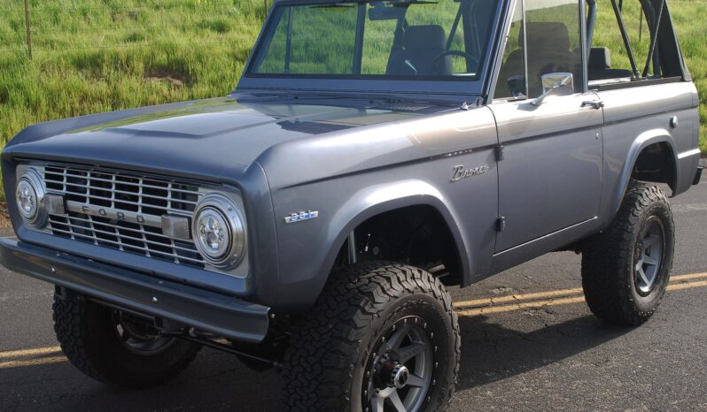 								1973 Ford Bronco full									