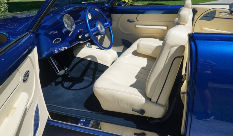 								1950 Ford Convertible full									