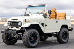 										1979 Toyota Land Cruiser FJ40 5-Speed 5.3L V8 full									
