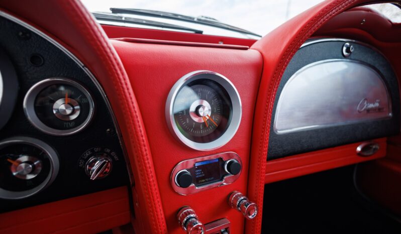 								1963 Chevrolet Corvette Split-Window Coupe 5-Speed full									