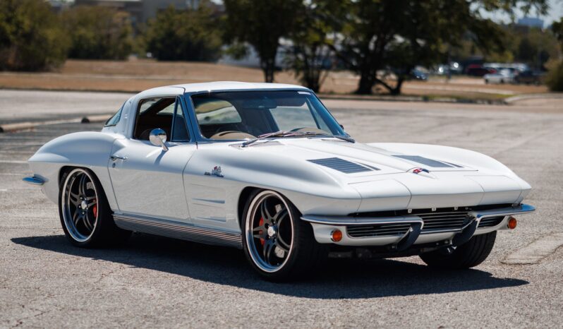 								1963 Chevrolet Corvette Split-Window Coupe 5-Speed full									