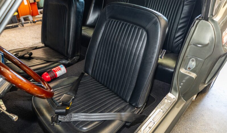 								1967 Ford Mustang Fastback 5-Speed full									