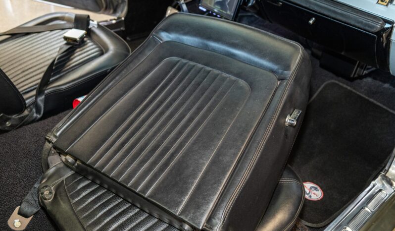 								1967 Ford Mustang Fastback 5-Speed full									