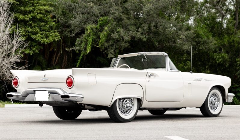 								1957 Ford Thunderbird full									