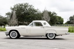 1957 Ford Thunderbird full