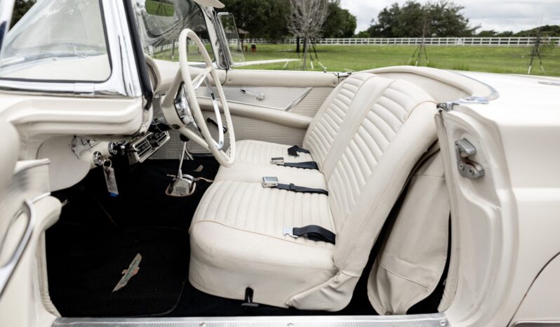 								1957 Ford Thunderbird full									
