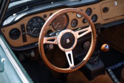 										1970 Triumph TR6 full									
