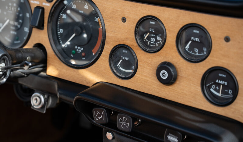 								1970 Triumph TR6 full									