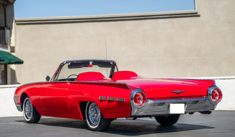 								1962 Ford Thunderbird Sports Roadster full									