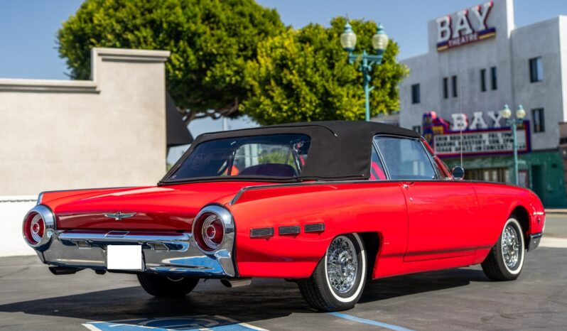 								1962 Ford Thunderbird Sports Roadster full									