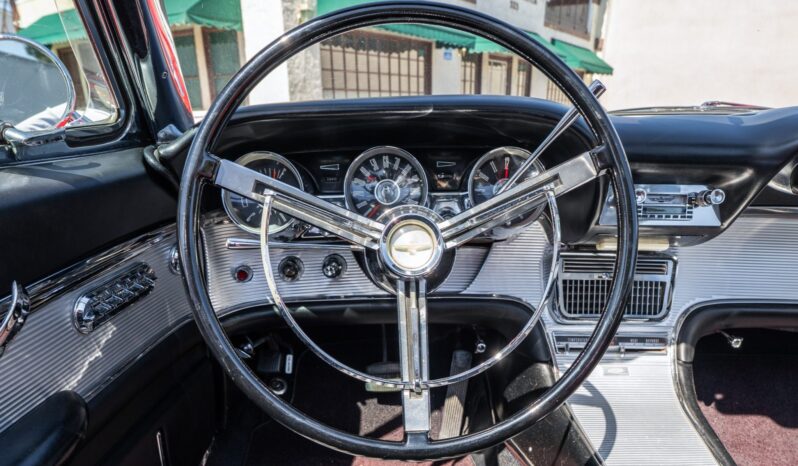 								1962 Ford Thunderbird Sports Roadster full									