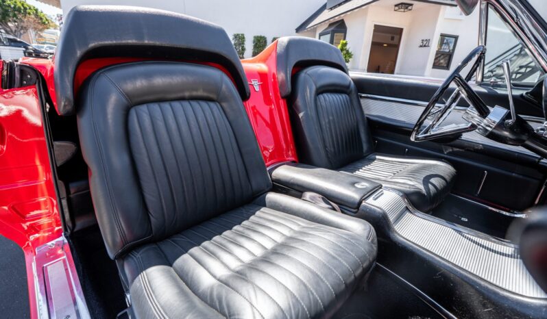 								1962 Ford Thunderbird Sports Roadster full									