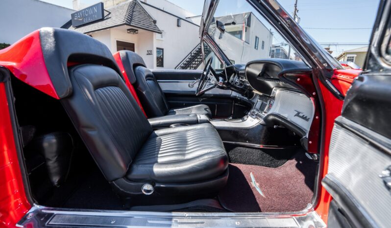 								1962 Ford Thunderbird Sports Roadster full									