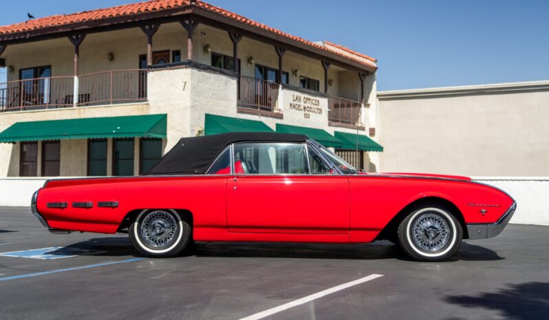 								1962 Ford Thunderbird Sports Roadster full									