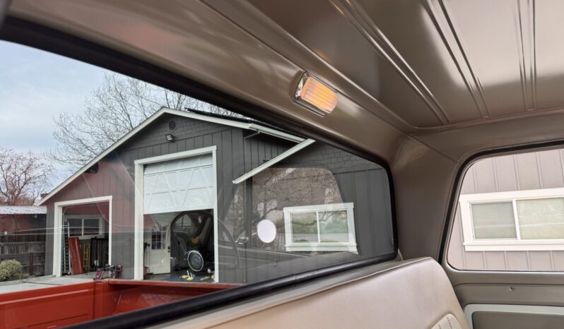 								1966 GMC Wide-Side 4×4 Pickup full									