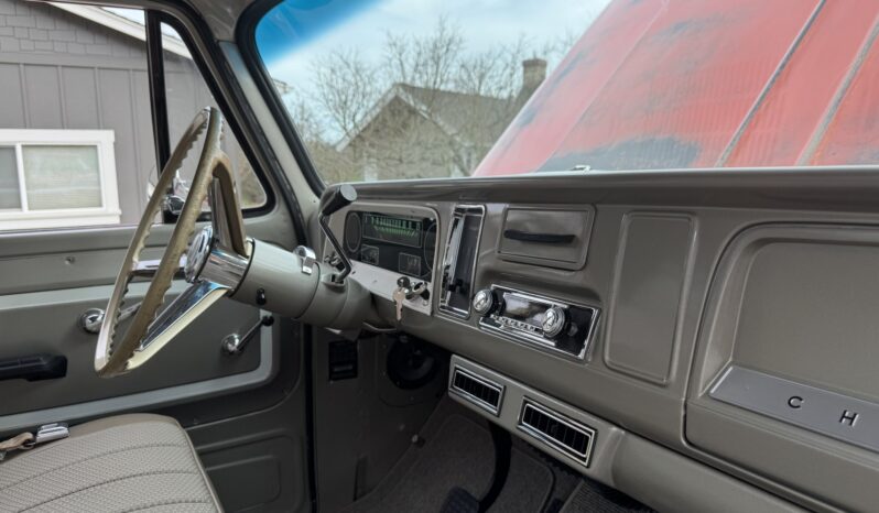 								1966 GMC Wide-Side 4×4 Pickup full									