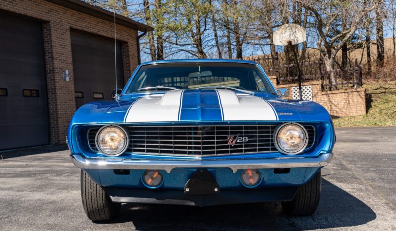 								1969 Chevrolet Camaro Z28 Coupe 4-Speed full									