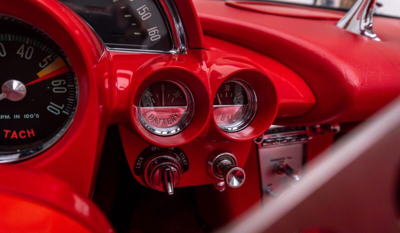 								1961 Chevrolet Corvette 283 275 Fuelie 4-Speed full									