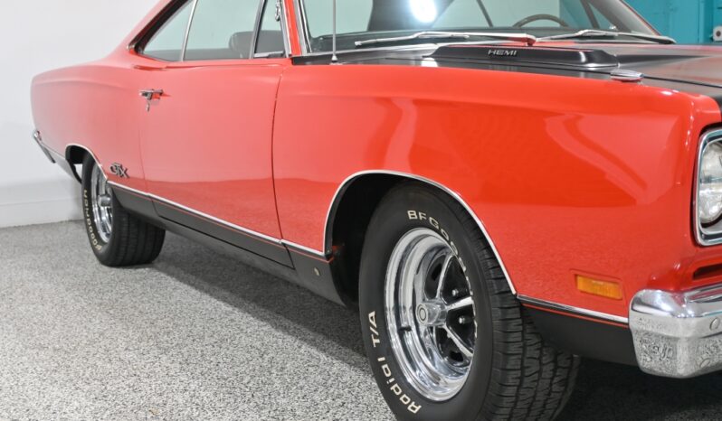 								1969 Plymouth GTX Hardtop 4-Speed full									
