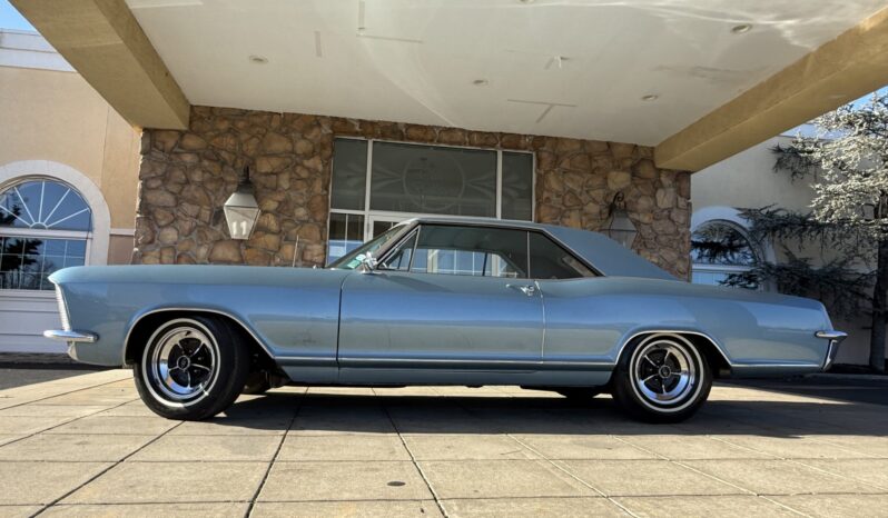 								1965 Buick Riviera full									