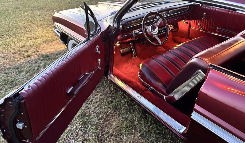 								1961 Pontiac Bonneville Coupe 389 full									